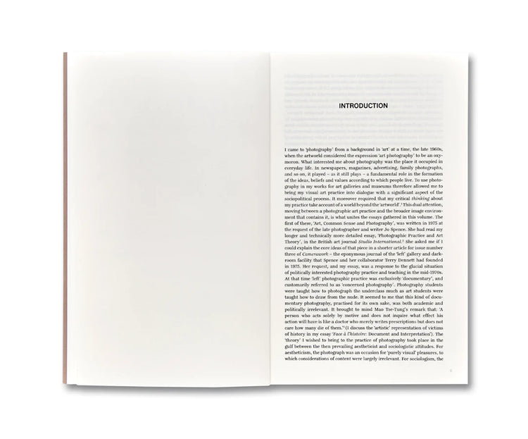 The Camera Victor Burgin Photo Museum Ireland