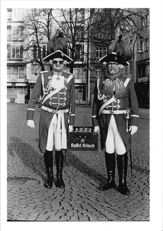 Schwarz + Weiß: Volume 1, Issue 1, David Burke